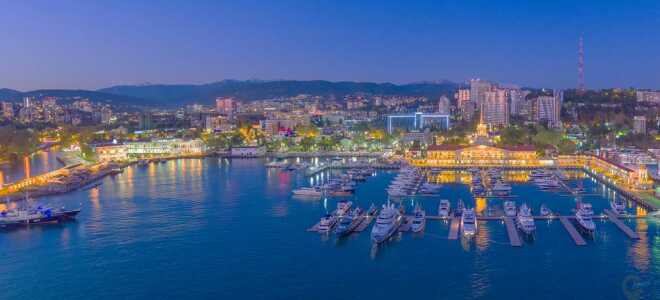 Где отдохнуть на море в России летом недорого?