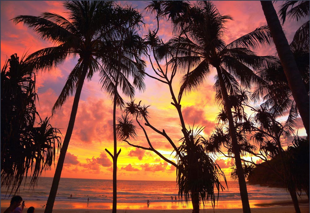 Где можно отдохнуть на море в декабре