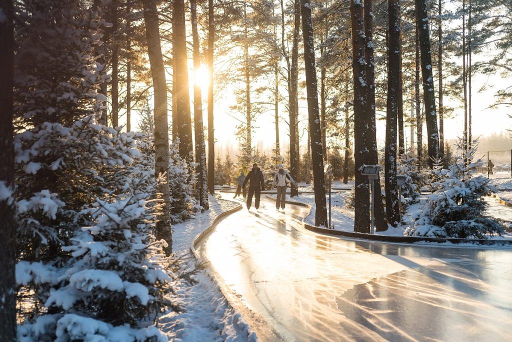 Охта парк каток