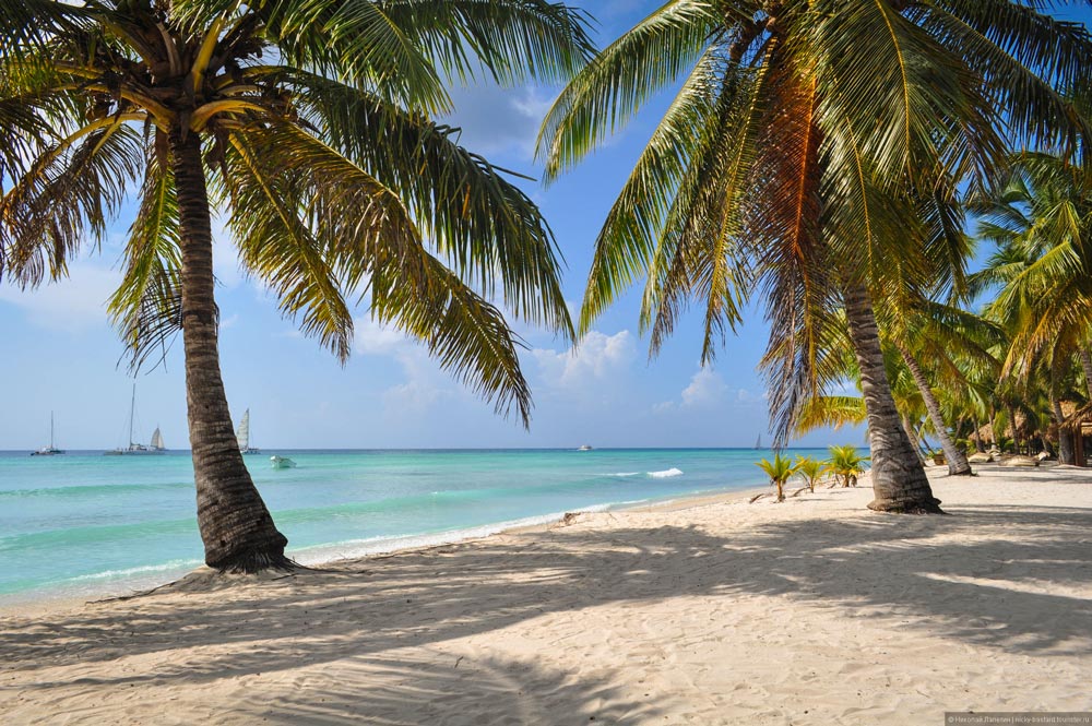 где отдыхать осенью без визы