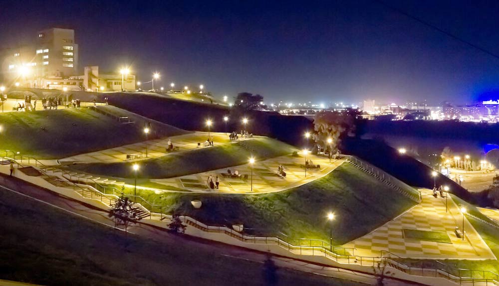 вечерний город