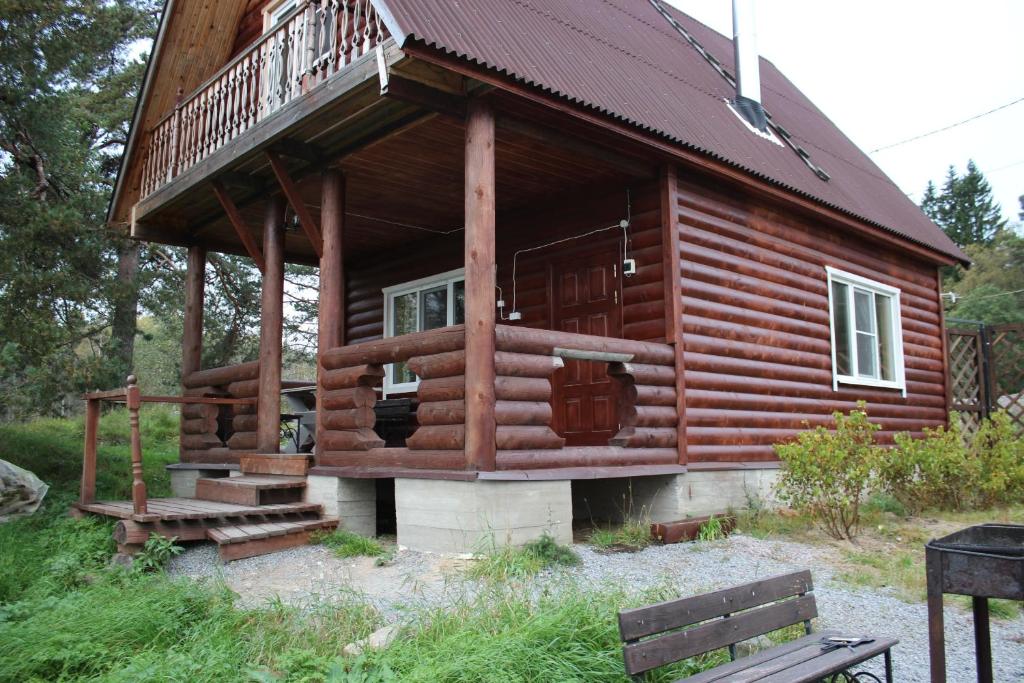 Домики в Корела Хутор