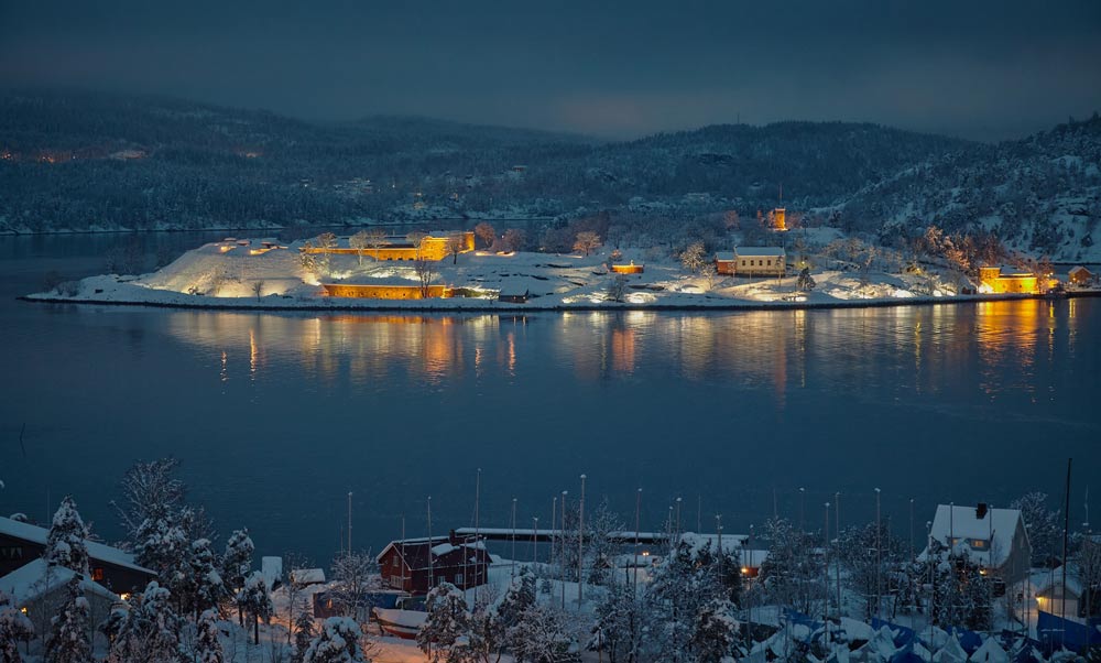 Бреген ночью