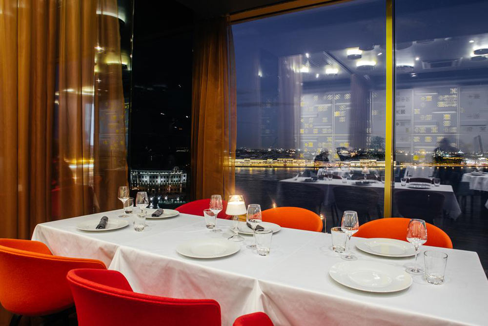 поездка на новогодние праздники в питер