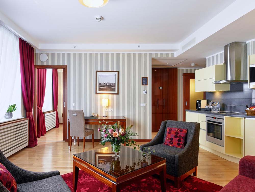 Solo Sokos hotel Palas Bridge