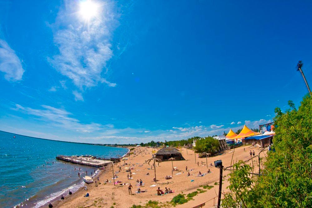 Побережье озера