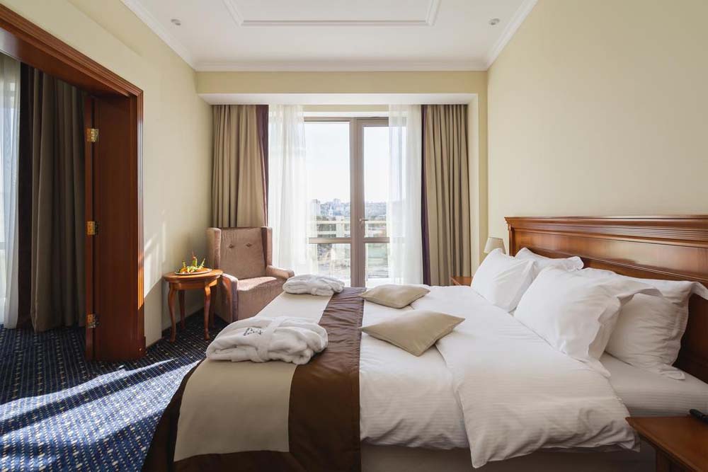 Куда поехать из Москвы на Новый год 2023 – отели и цены на отдых